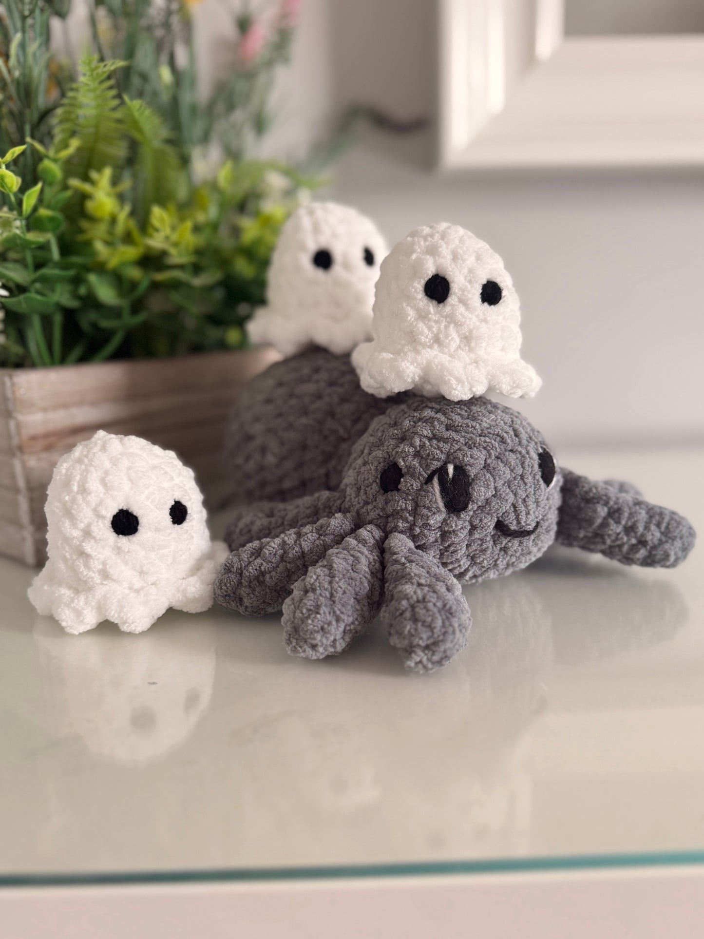 Mini Ghost